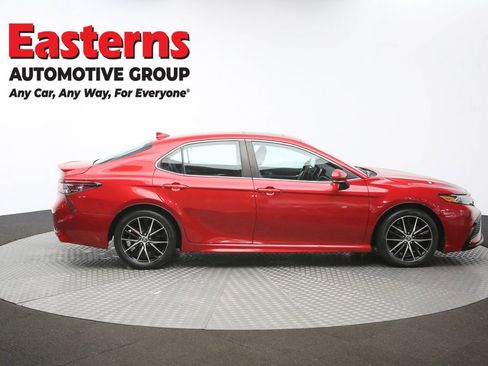 Used 2021 Toyota Camry SE w/ Cold Weather Package image 45
