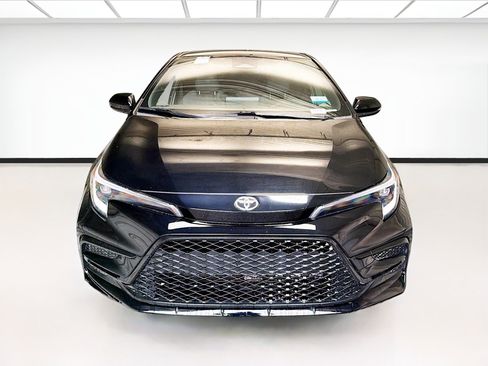 Used 2023 Toyota Corolla SE FWD image 2