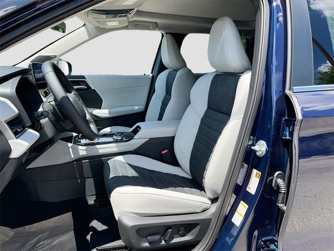 New 2025 Mitsubishi Outlander SE image 20