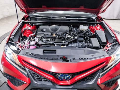 Used 2022 Toyota Camry SE image 28