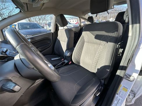 Used 2016 Ford Fiesta SE w/ Equipment Group 201A image 15