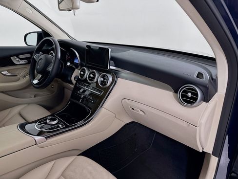 Certified 2019 Mercedes-Benz GLC 300 4MATIC image 30