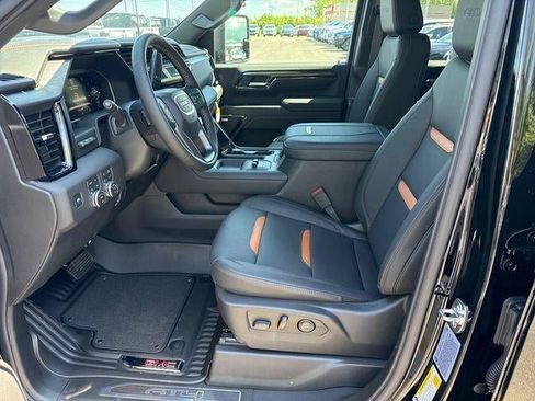 New 2026 GMC Sierra 3500 AT4 w/ AT4 Premium Plus Package AWD/4WD image 9