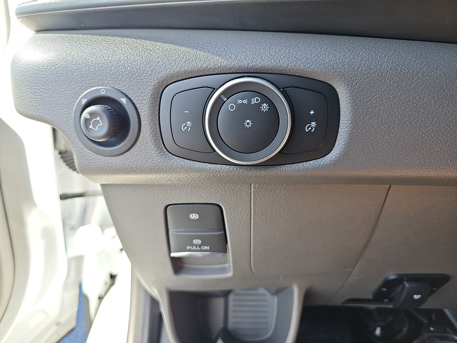 Used 2024 Ford Transit 350 RWD image 25