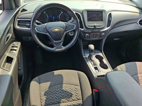 Used 2022 Chevrolet Equinox LT FWD image 11