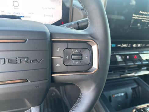 New 2025 GMC Hummer EV 2X image 28