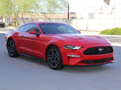 Used 2023 Ford Mustang Premium RWD image 3
