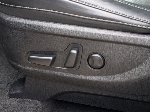 Used 2025 Kia Telluride S FWD image 18