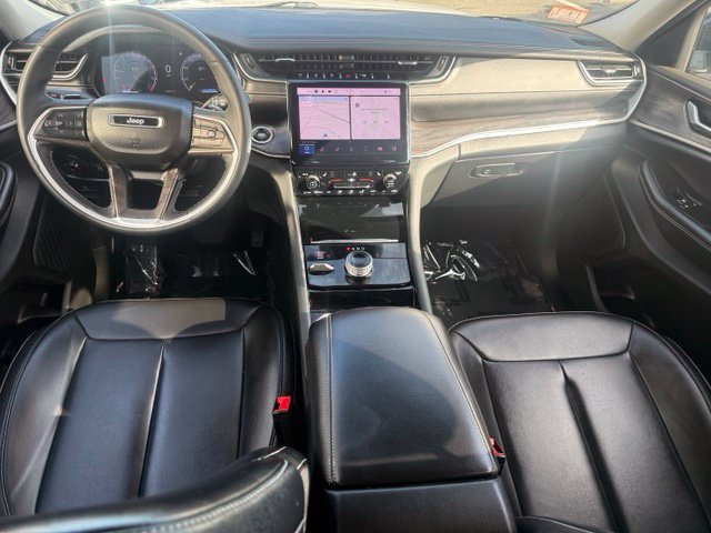Used 2023 Jeep Grand Cherokee L Limited AWD/4WD image 22