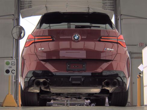 Used 2025 BMW X3 M50 image 8