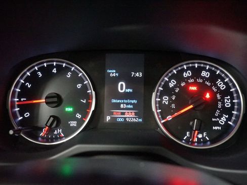 Used 2021 Toyota RAV4 XLE Premium FWD image 15
