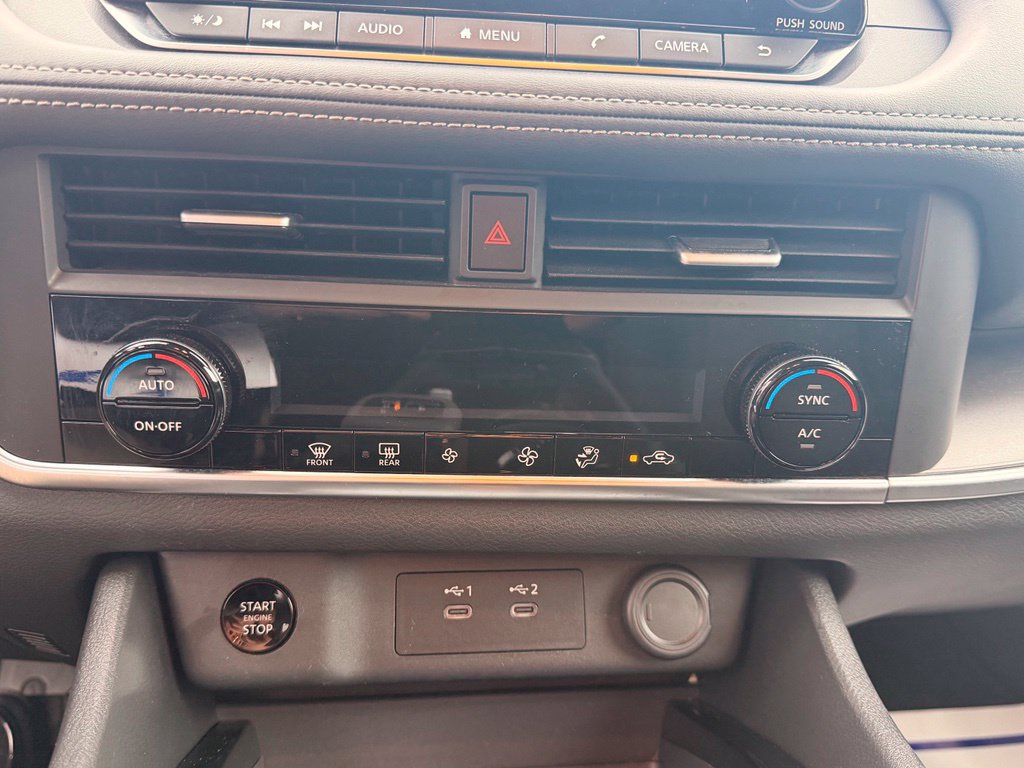 Used 2026 Nissan Rogue SV FWD image 33