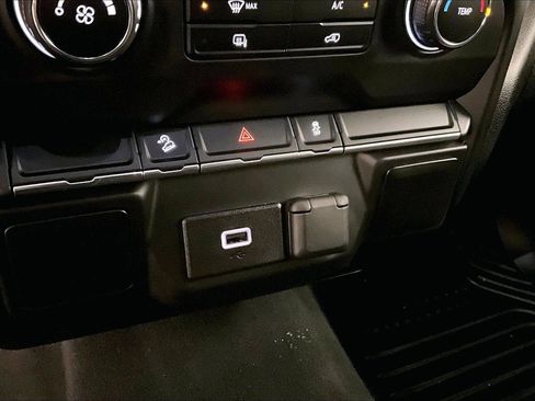 Used 2020 Chevrolet Silverado 1500 Custom Trail Boss image 31