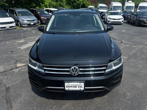 Used 2020 Volkswagen Tiguan SE w/ Panoramic Sunroof Package AWD/4WD image 7