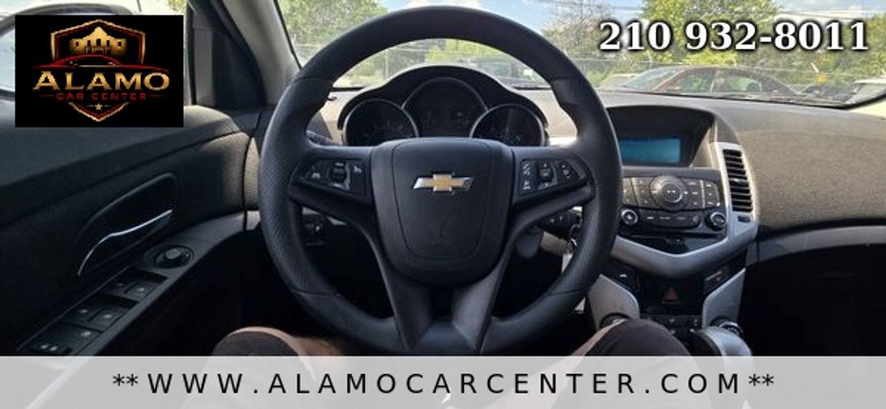 Used 2015 Chevrolet Cruze LT FWD image 34