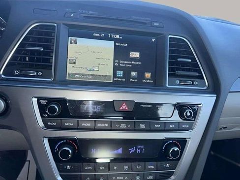 Used 2016 Hyundai Sonata Limited w/ Option Group 04 image 14