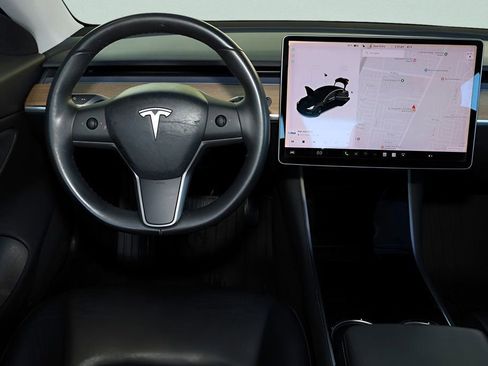 Used 2019 Tesla Model 3 Standard Range Plus RWD image 18