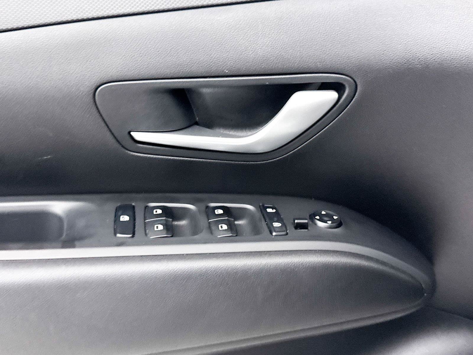 Used 2024 Hyundai Tucson SE FWD image 23