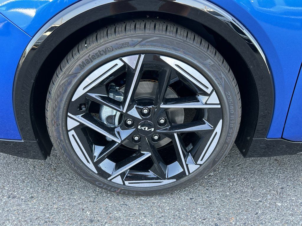 New 2026 Kia K4 GT-Line w/ GT-Line Sunroof Package FWD image 9
