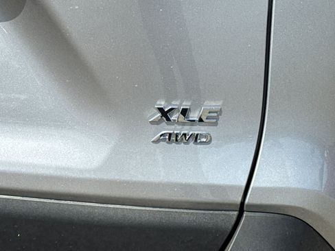 Used 2023 Toyota RAV4 XLE AWD/4WD image 24