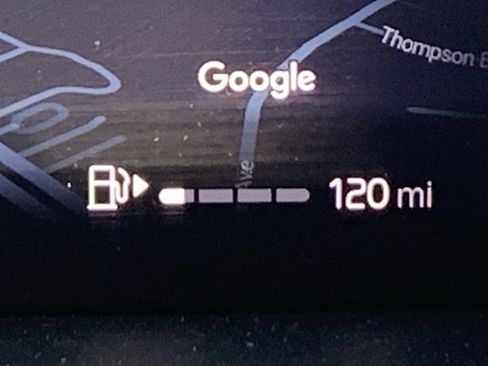 Used 2025 Volvo XC90 B5 Plus image 22