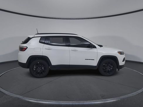New 2026 Jeep Compass Latitude AWD/4WD image 16