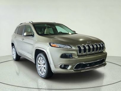 Used 2016 Jeep Cherokee Overland w/ Technology Group