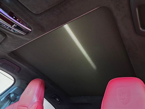 Certified 2023 Porsche Cayenne Turbo image 10