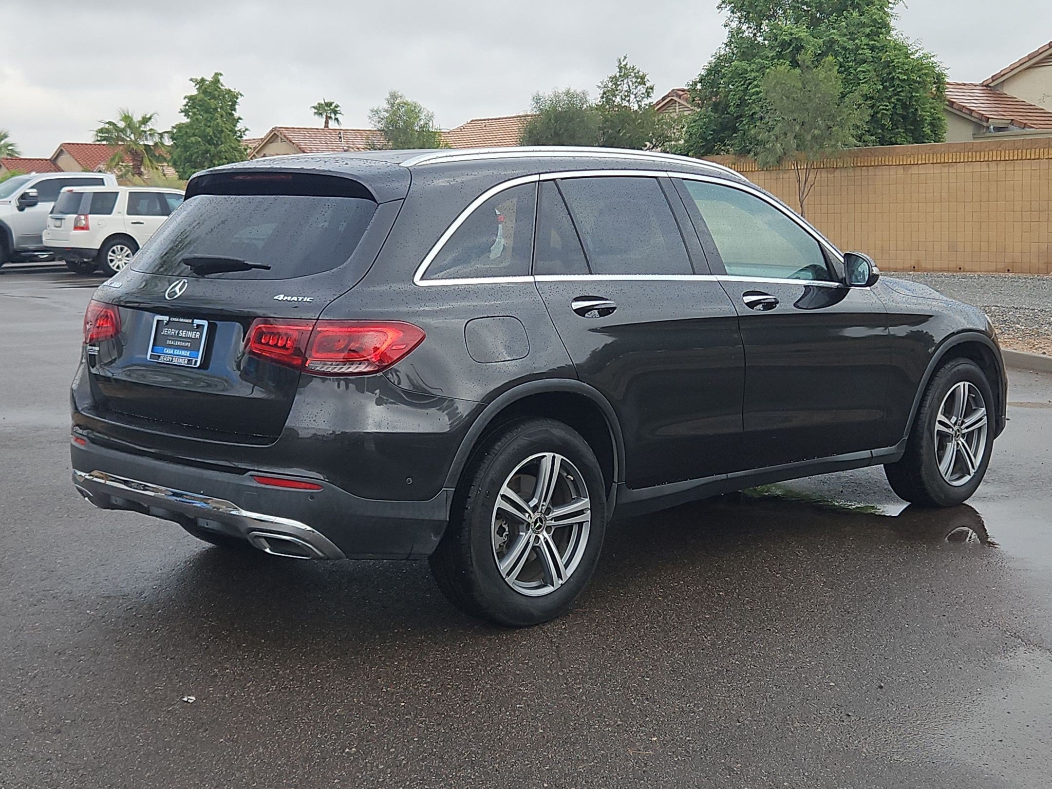 Used 2021 Mercedes-Benz GLC 300 4MATIC image 5