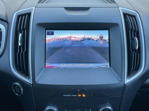 Used 2020 Ford Edge SEL image 14