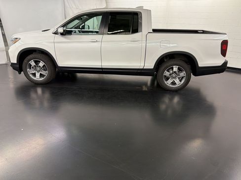 New 2026 Honda Ridgeline RTL image 2