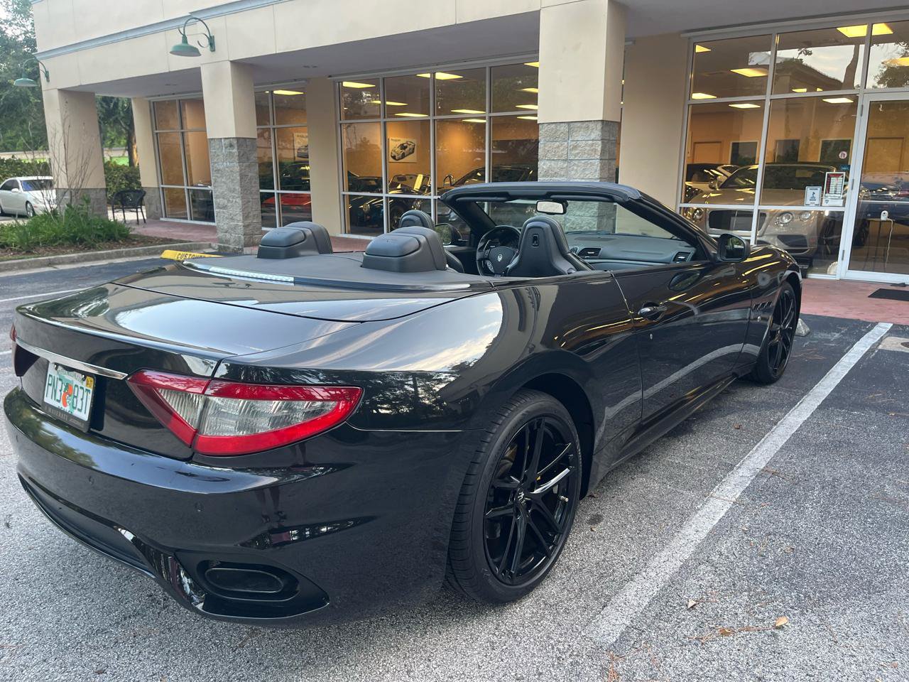 Used 2018 Maserati GranTurismo Sport RWD image 4