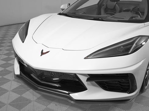 Used 2024 Chevrolet Corvette Stingray Premium Conv w/ 3LT image 32