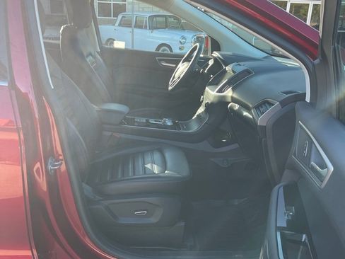 Used 2019 Ford Edge SEL w/ Equipment Group 201A image 30