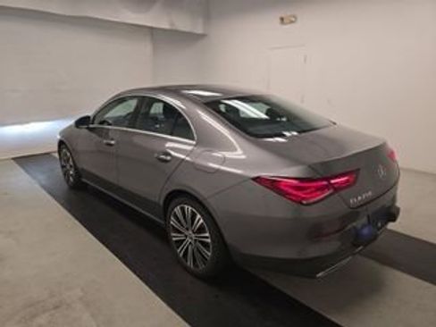 Used 2023 Mercedes-Benz CLA 250 w/ Premium Package image 7