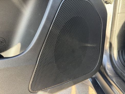 Used 2021 Jeep Cherokee Trailhawk w/ Technology Group image 27