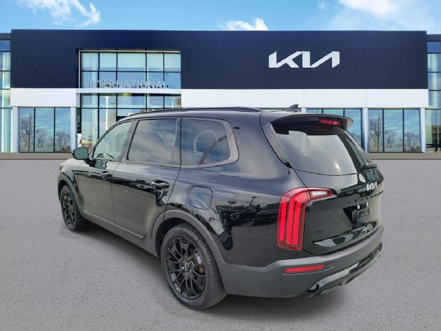 Certified 2022 Kia Telluride SX w/ SX Prestige Package AWD/4WD image 3