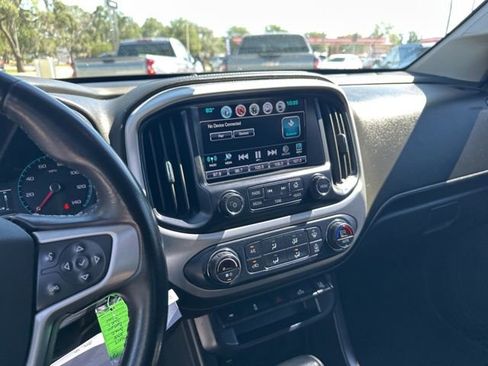 Used 2018 GMC Canyon SLE w/ SLE Convenience Package RWD image 13