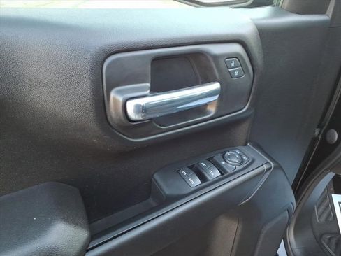 Certified 2022 Chevrolet Silverado 1500 Custom w/ Rally Edition image 11