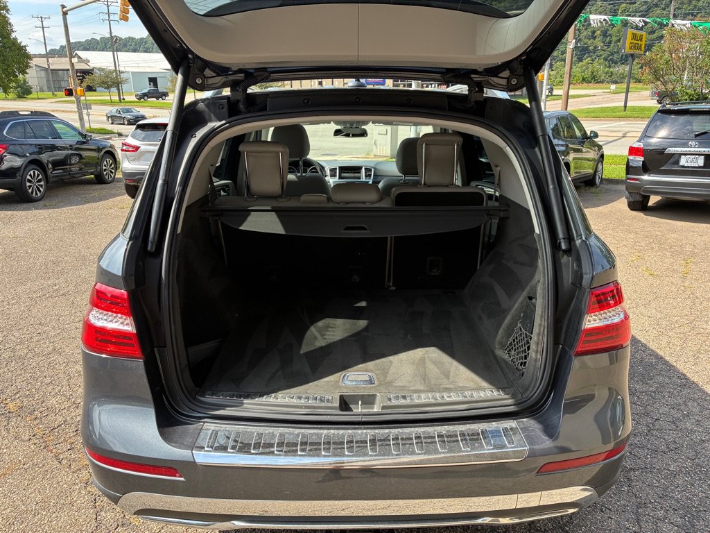 Used 2015 Mercedes-Benz ML 250 BlueTEC 4MATIC w/ Premium 1 Package image 12