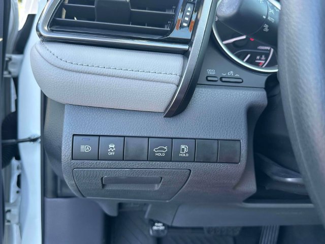 Used 2024 Toyota Camry LE FWD image 18