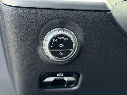 Used 2024 Mercedes-Benz C 300 Sedan image 21