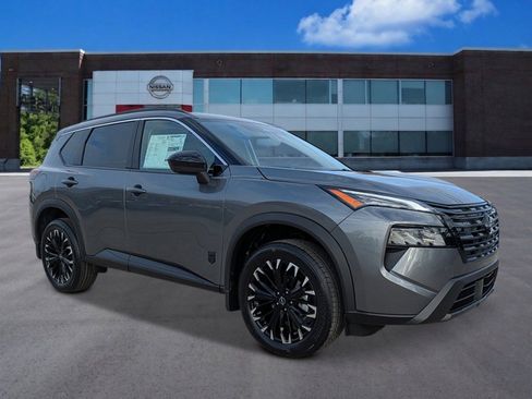 New 2026 Nissan Rogue SV image 7