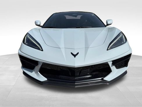 Used 2024 Chevrolet Corvette Stingray Convertible w/ Z51 Performance Package RWD image 10