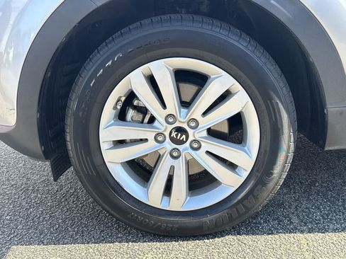 Used 2018 Kia Sportage LX AWD/4WD image 10
