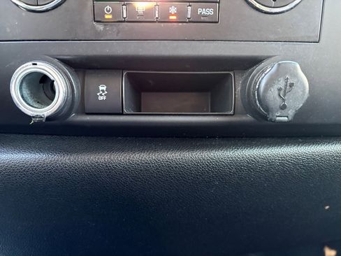 Used 2013 Chevrolet Silverado 1500 LT w/ Interior Plus Package image 6