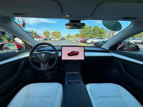Used 2023 Tesla Model 3 Standard Range RWD image 18