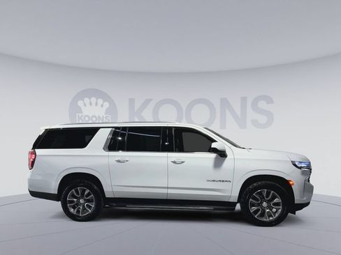 Used 2021 Chevrolet Suburban LT AWD/4WD image 12