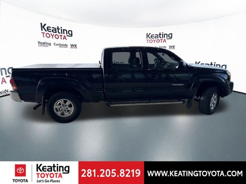 Used 2006 Toyota Tacoma PreRunner image 2