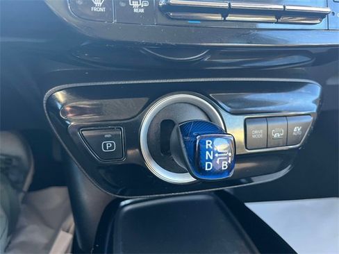 Certified 2022 Toyota Prius Prime LE image 31